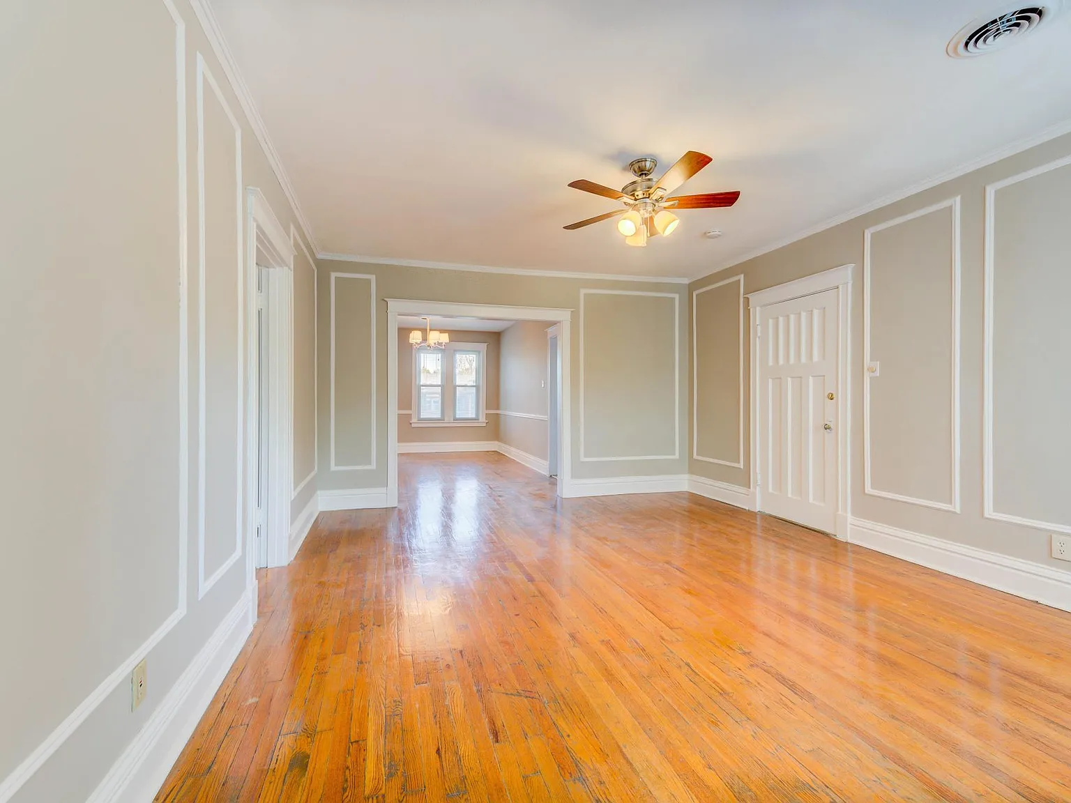 3 bed, 1650 sqft, $2,100 — Photo 3