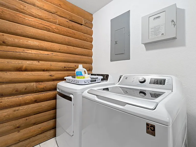 Laundry Room Cabinet