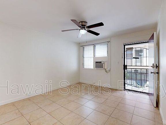 5th image of 720 Birch St APT A