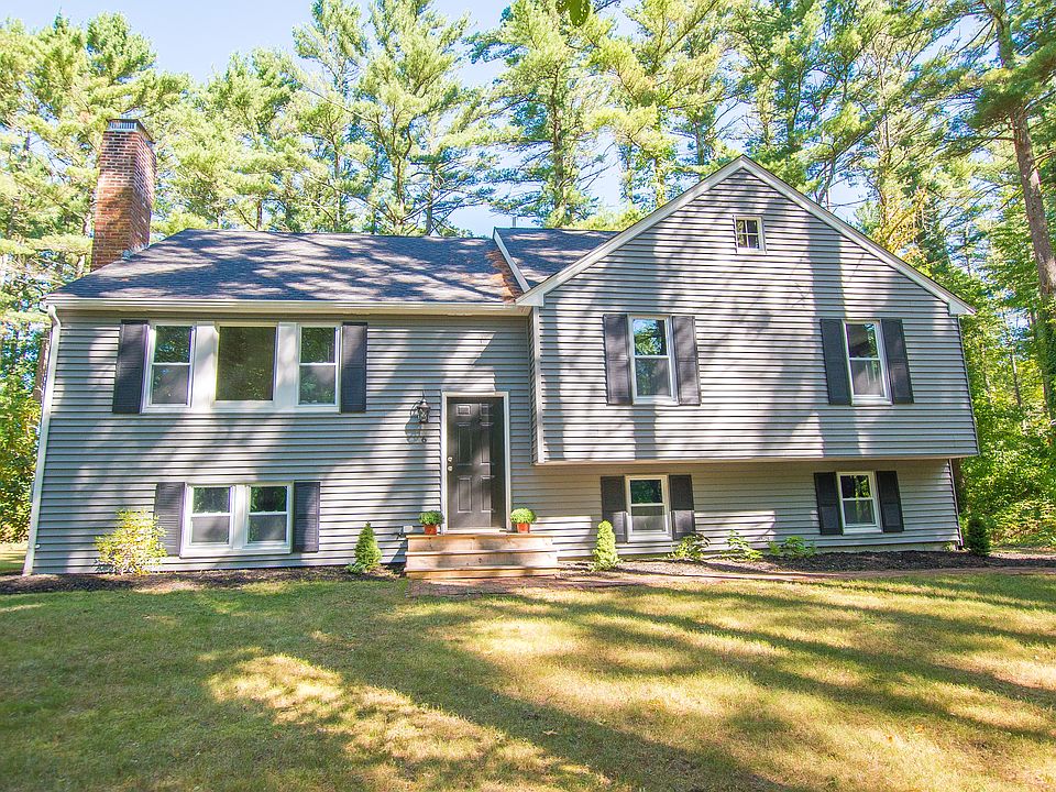 1st image of 6 Duxborough Trl