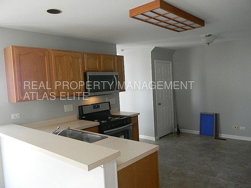 5th image of 2039 Orchard Ln