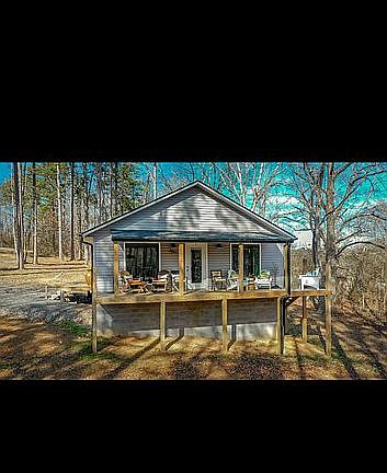 2nd image of 184 Guffey Ln