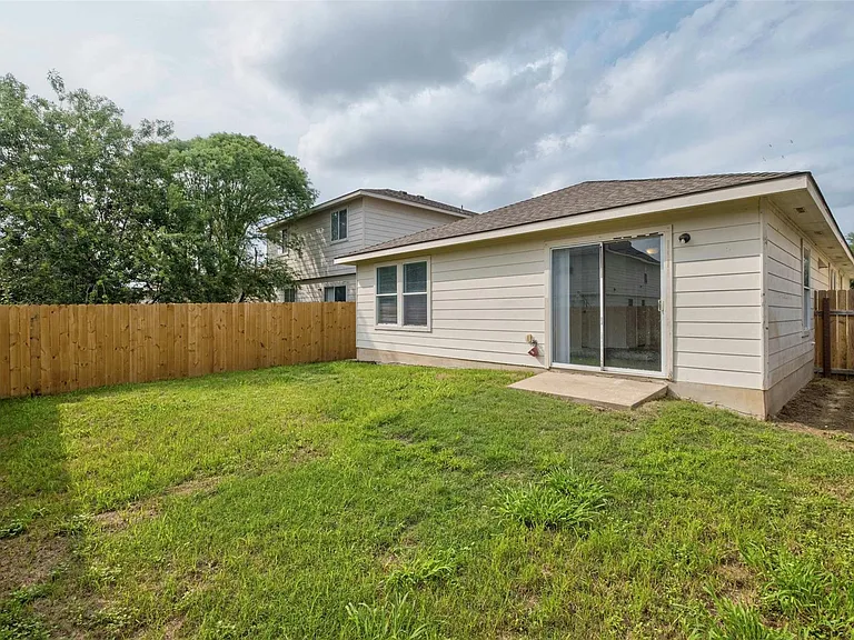 12409 Sky Harbor Dr — Photo 23