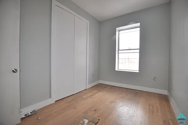 Rented by EXR | media 3