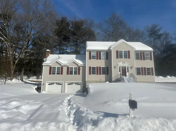 15 Marks Way, Maynard, MA 01754