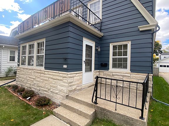 Front entry to unit