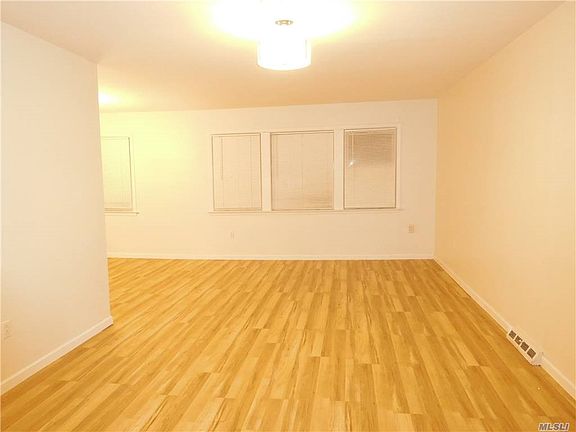 3rd image of 22334 56th Ave Unit 2