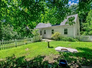 39 Merrow Rd, Tolland, CT 06084