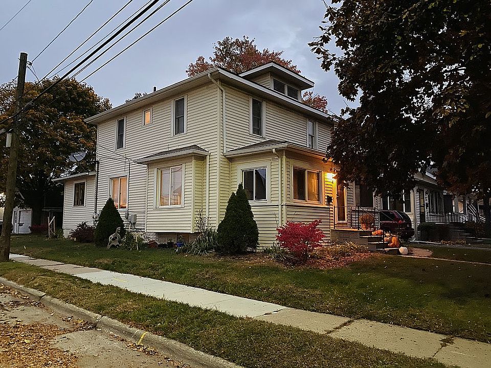 1st image of 194 Rose St