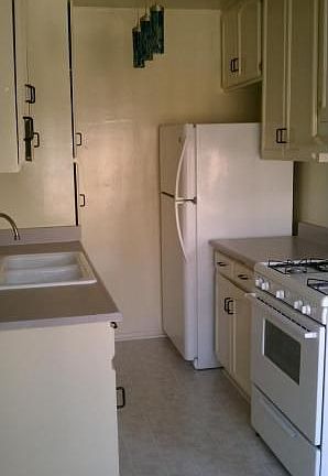4th image of 1810 Stoner Ave APT 10