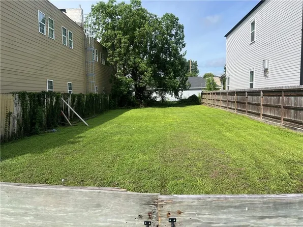 1904 2nd St, New Orleans, LA 70113