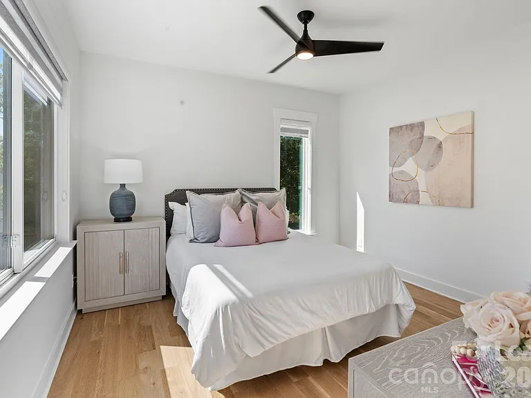 3008 Holt St — Photo 32