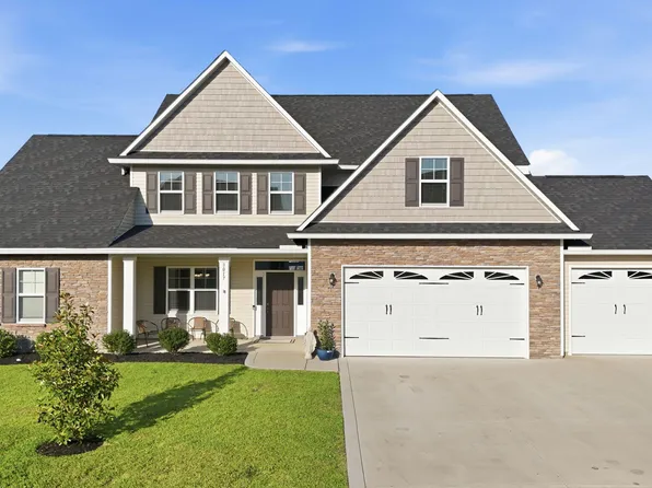 3017 Branscombe Rd, Fayetteville, NC 28306