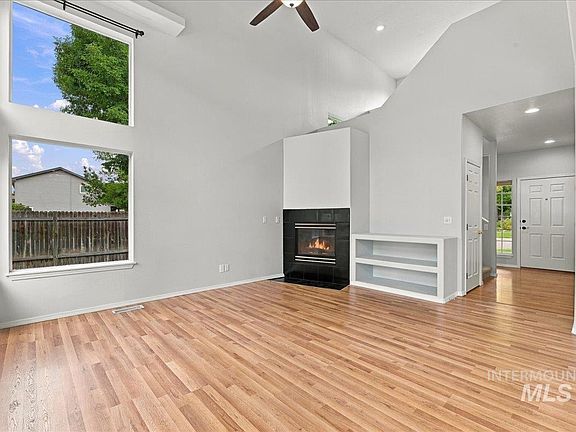 3rd image of 2127 S Whisper Cove Way
