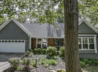 1203 Camelot Dr, Liberty, MO 64068
