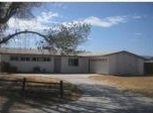 14361 Jicarilla Rd, Apple Valley, CA 92307