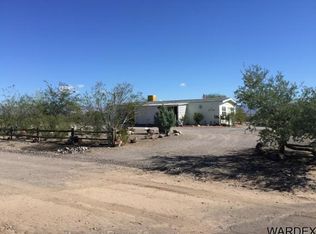 3936 N Ehrenberg Rd, Golden Valley, AZ 86413