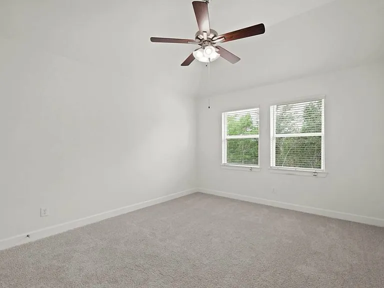 11422 Waterford Spring Trl — Photo 15