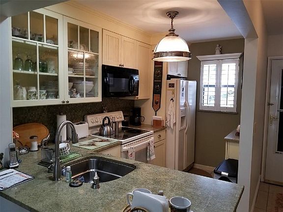 5th image of 9429 S Ocean Dr APT 95