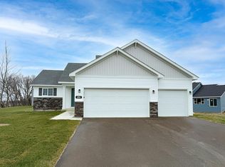 1321 Woods Rd NE, Isanti, MN 55040