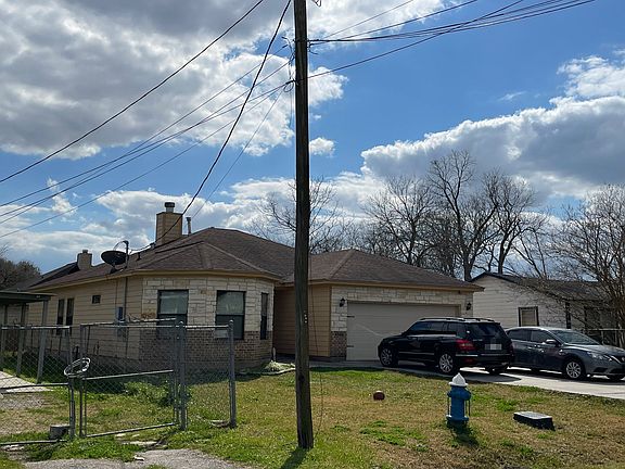 3rd image of 4506 Davenport St