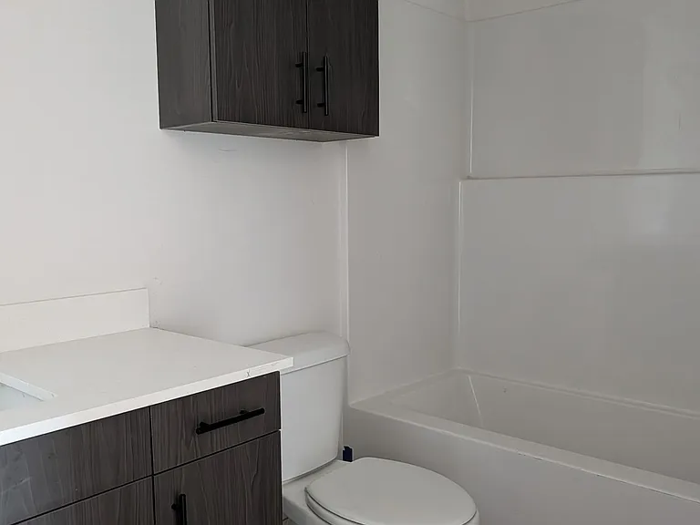 Juniper Commons — Photo 20