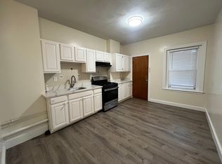 37 Neponset Ave #3, Roslindale, MA 02131