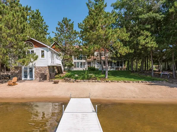 1295 Sun Valley Dr, East Gull Lake, MN 56401