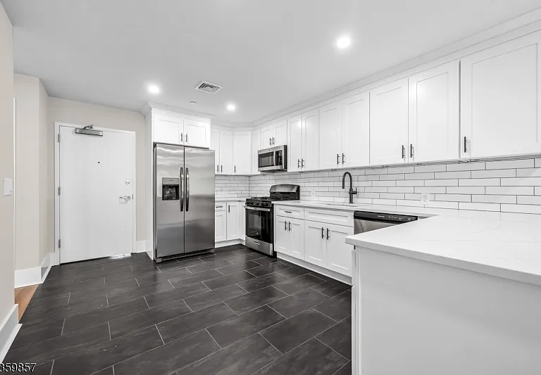 162 Closter Dock Rd #A — Photo 28