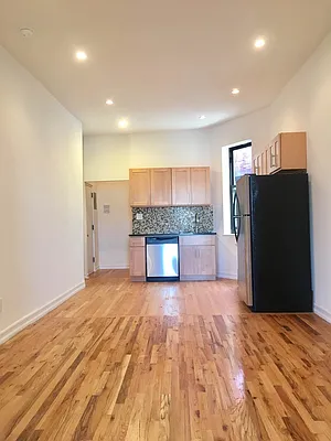 Rented by The MJS Group NY LLC | media 26