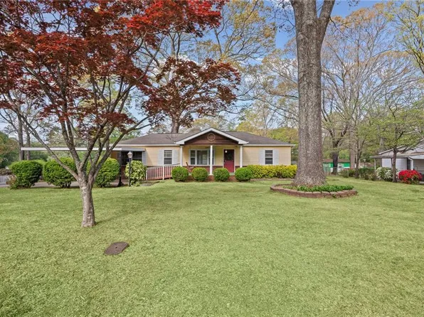 5760 Brenda Dr SW, Mableton, GA 30126