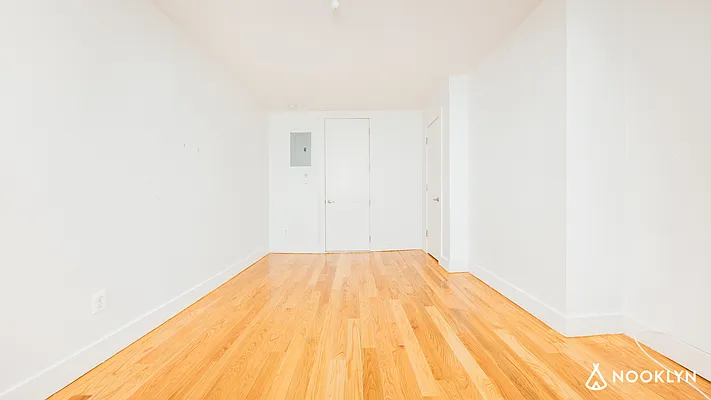 Rented by Nooklyn NYC LLC | media 22