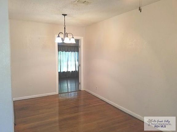 4th image of 114 W Hawthorne Ave