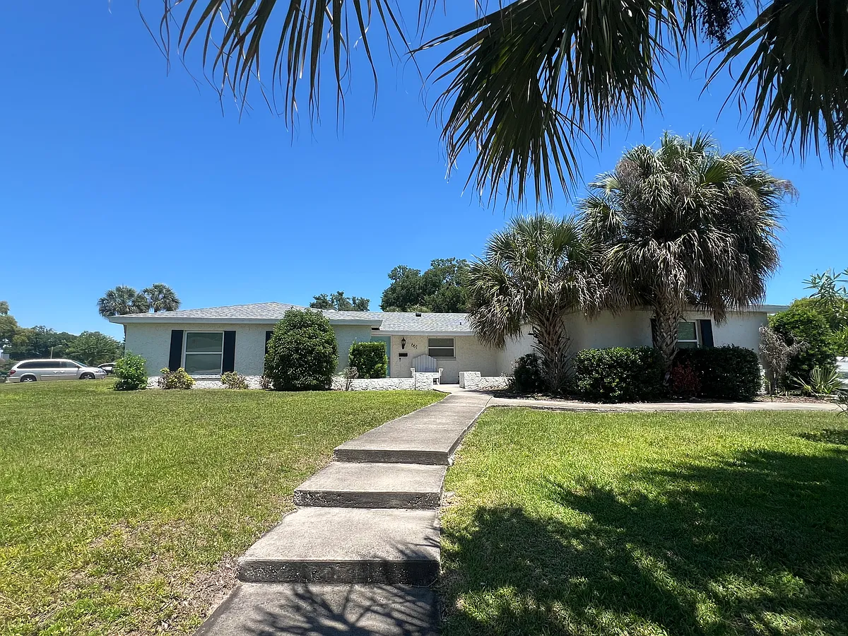 Building Photo - 661 Cortez Cir #0