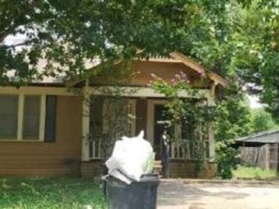 933 E Elm St, Hillsboro, TX, 76645