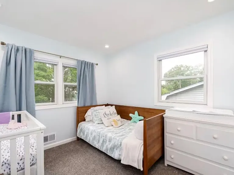 1227 Gardens Ave — Photo 13