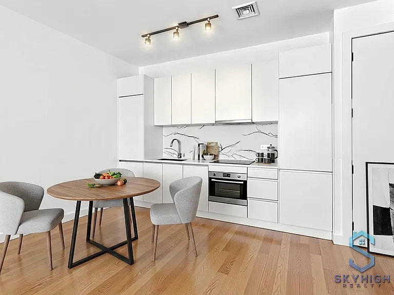 1202 Decatur St #301 — Photo 3