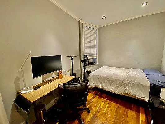 4th image of 324 E 35th St #1F