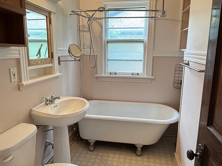 608 S Grove Ave #1 — Photo 11