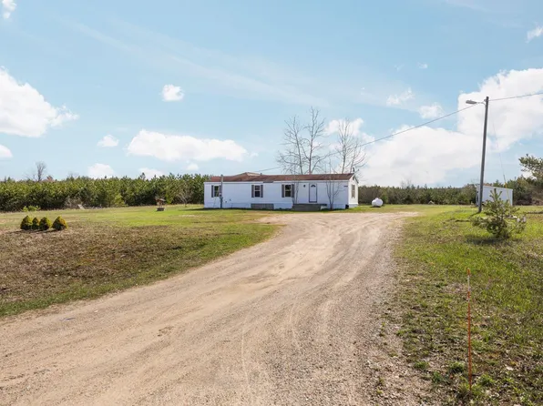 10841 Johnson Rd, Mancelona, MI 49659