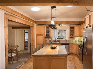 1340 Camino Carlos Rael, Santa Fe, NM 87507