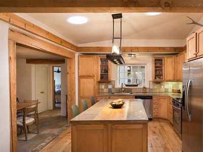 1340 Camino Carlos Rael, Santa Fe, NM, 87507