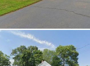 34 Seaver Cir, Bridgeport, CT 06606