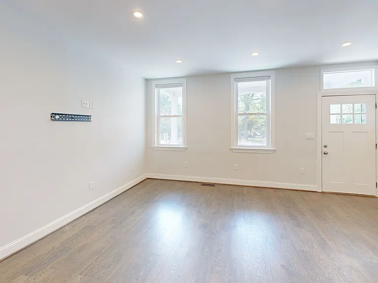 4023 New Hampshire Ave NW — Photo 21