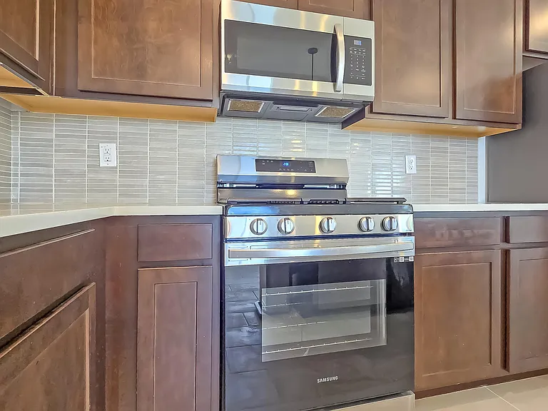 3349 S 179th Dr — Photo 7