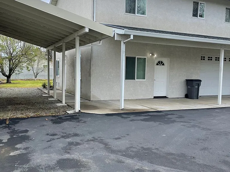 5463 Deschutes Rd — Photo 32