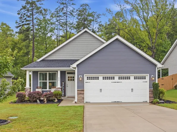 404 Ansel Woods Ln, Greer, SC 29651