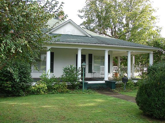 3rd image of 331 Pine St