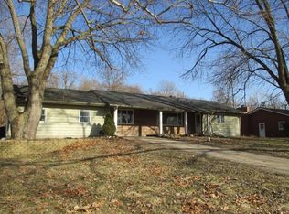 11584 N Memorial Pkwy, Cromwell, IN 46732