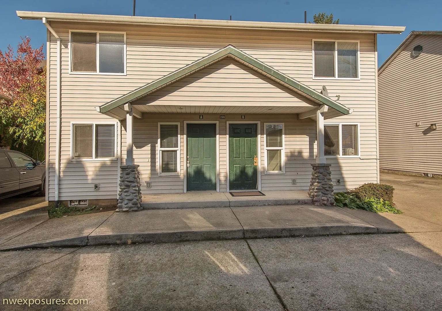 228 SE 106th Ave — Photo 1